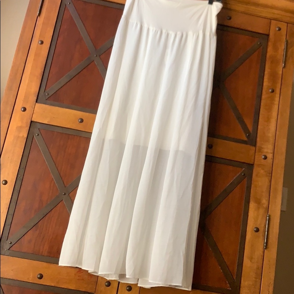 Vince Camuto Off White Skirt SZ M